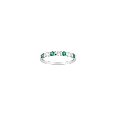 Bague en argent rhodié et oxyde de zirconium
