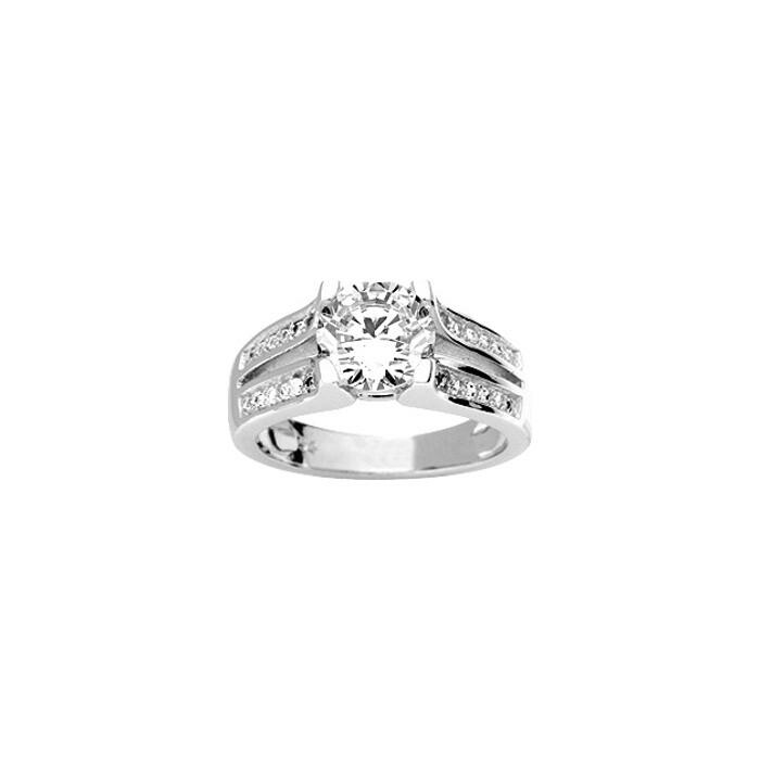 Bague en argent rhodié et oxyde de zirconium