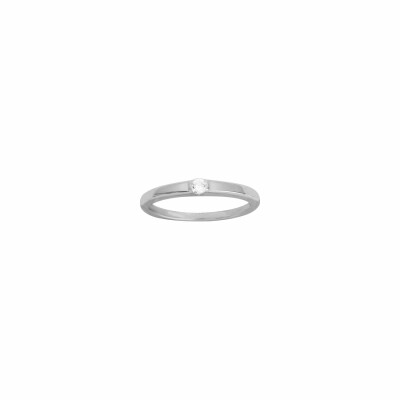 Bague en argent rhodié et oxydes de zirconium