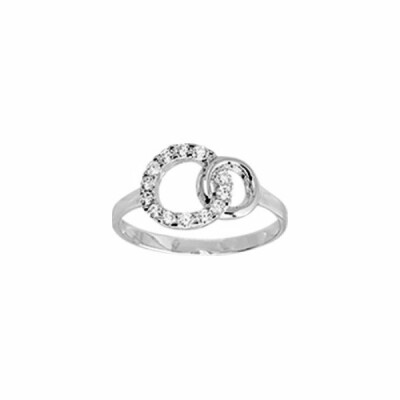 Bague en argent et oxyde de zirconium