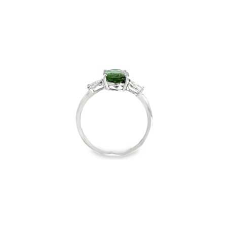 Bague en or blanc, tourmaline verte et diamants