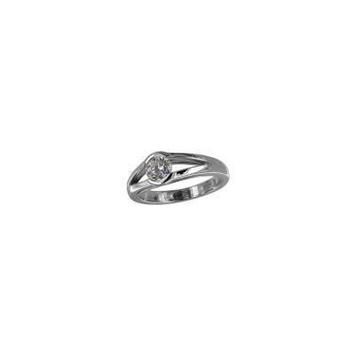 Solitaire en or blanc et diamant