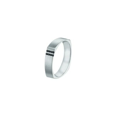 Alliance en or blanc et diamant noir