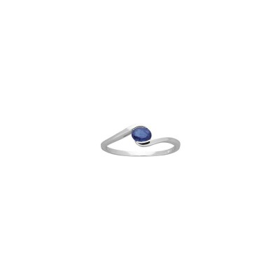 Bague en or blanc et saphir