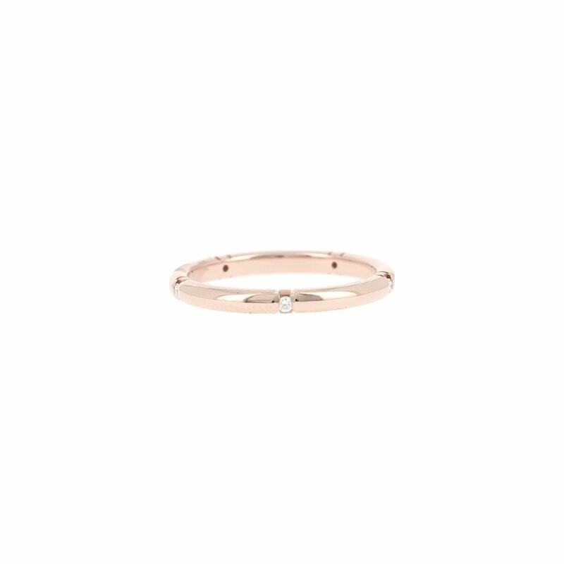 Round ring bezel-set in pink gold and diamonds