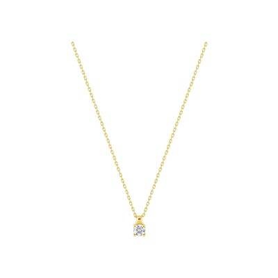 Pendentif en or jaune et oxyde de zirconium, taille 42cm