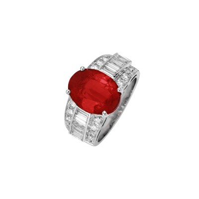 Bague Traviata en or blanc, rubis et diamants