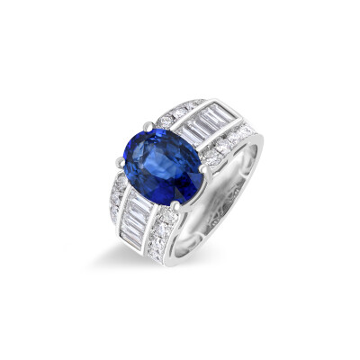 Bague Traviata en or blanc, saphir et diamants