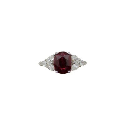 Bague en or blanc et diamants et rubis