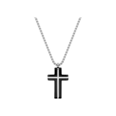 Collier croix en acier