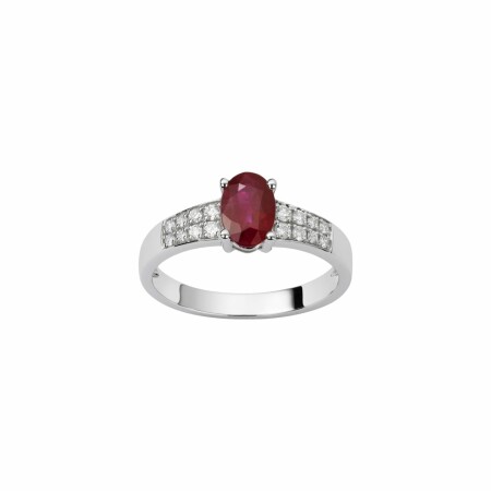 Bague en or blanc et rubis et diamants 4mm