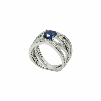 Bague en or blanc, saphir bleu et diamant