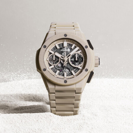 Montre Hublot Big Bang Integrated beige ceramic, édition limitée 42mm