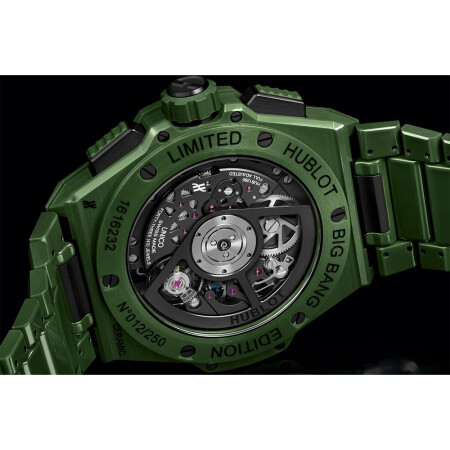 Montre Hublot Big Bang Integrated green ceramic, édition limitée 42mm