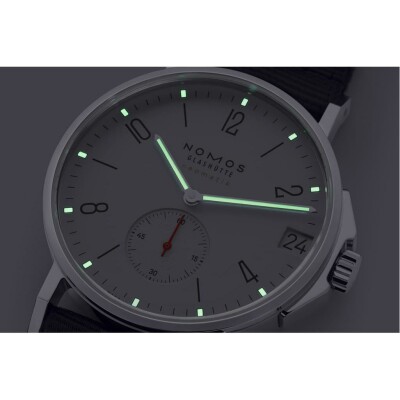 Montre NOMOS Glashütte Ahoi neomatik 38 date