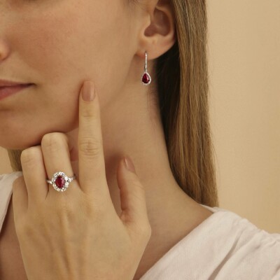 Bague Ph. Tisseront en or blanc, rubis et diamants