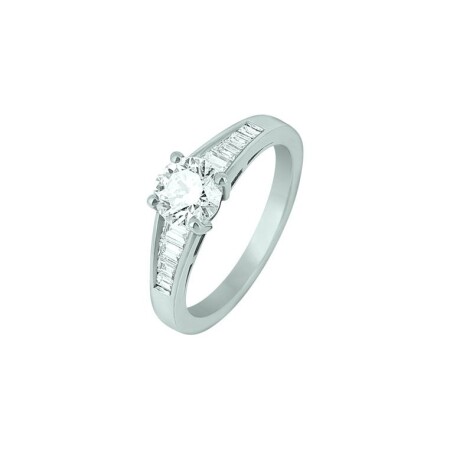 Bague Ph.Tisseront en or blanc et diamants taille baguette, taille 55