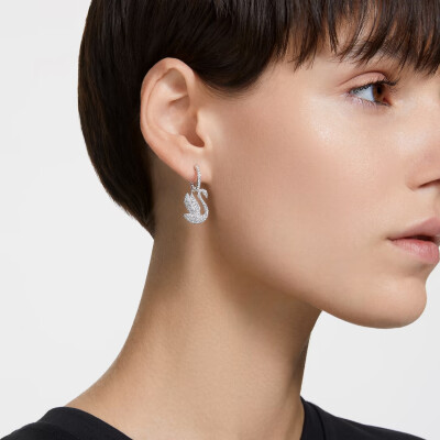 Boucles d'oreilles Swarovski Symbolic en métal rhodié et cristaux Swarovski