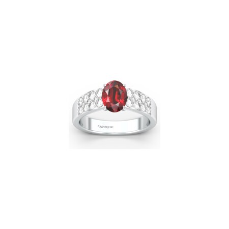 Bague Infini en or blanc, rubis et diamants