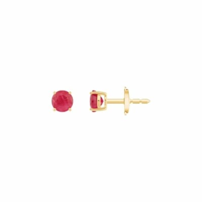 Boucles d'oreilles en or jaune et rubis