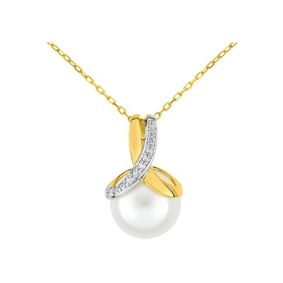 Collier en or jaune, perle de culture et diamant 0.01ct