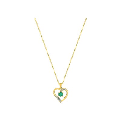 Collier en or jaune, émeraude et oxyde de zirconium