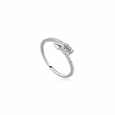 Bague en argent rhodié et oxydes de zirconium