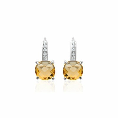 Boucles d'oreilles en argent rhodié et pierre synthétique