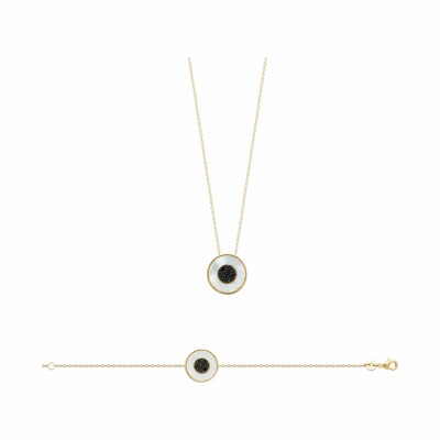 Collier en plaqué or, nacre et pierres synthétiques, 45cm