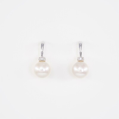Boucles d'oreilles or blanc, diamants & perles