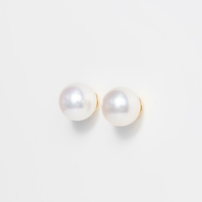 Puces d'oreilles or jaune & perles Akoya 