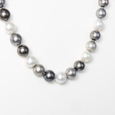 Collier or blanc & perles 