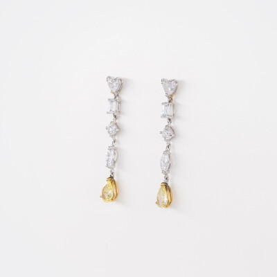 Boucles d'oreilles Versailles or blanc & diamants