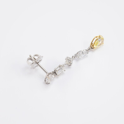 Boucles d'oreilles Versailles or blanc & diamants