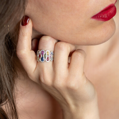 Bague Arlequin or blanc & saphirs multicolores 