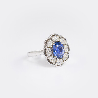 Bague Pompadour or blanc, saphir & diamants