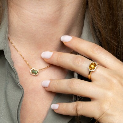 Bague Calyx or rose, saphir & diamants