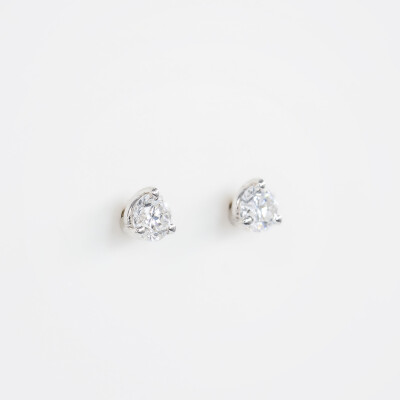 Puces d'oreilles Halo or blanc & diamants 