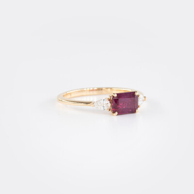 Bague Organzine or rose, rubis & diamants