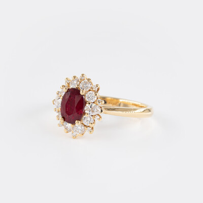 Bague Pompadour or jaune, rubis & diamants