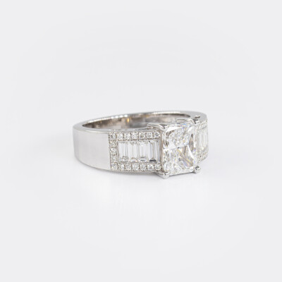 Bague Signature 1930 or blanc & diamants