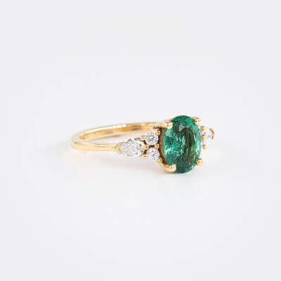 Bague Olympe or jaune, émeraude & diamants 