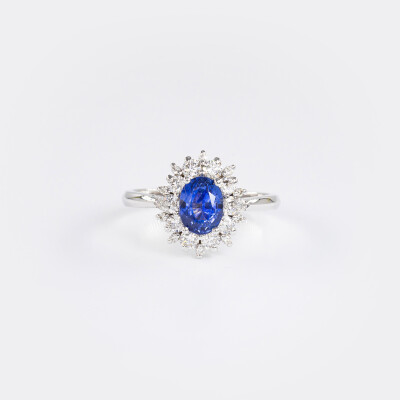 Bague Pompadour or blanc, saphir & diamants