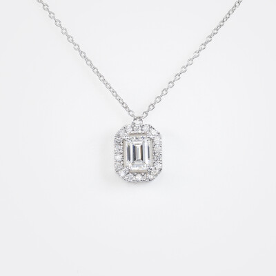 Collier Evidence or blanc & diamants