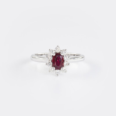 Bague Pompadour or blanc, rubis & diamants