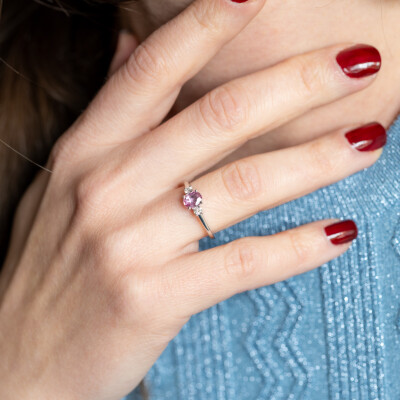 Bague Mademoiselle or blanc, saphir rose & diamants