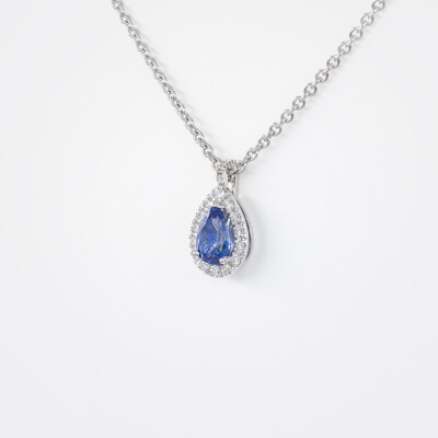 Collier Louis XV or blanc, saphir & diamants 