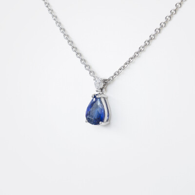 Collier Absolu or blanc , saphir & diamant