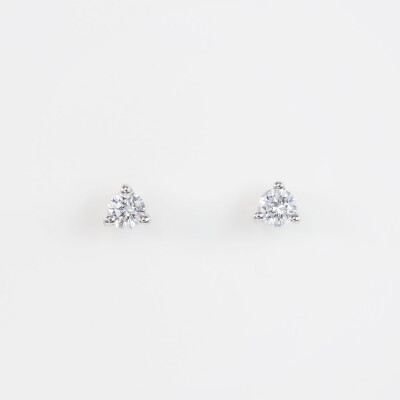 Puces d'oreilles Halo or blanc & diamants 