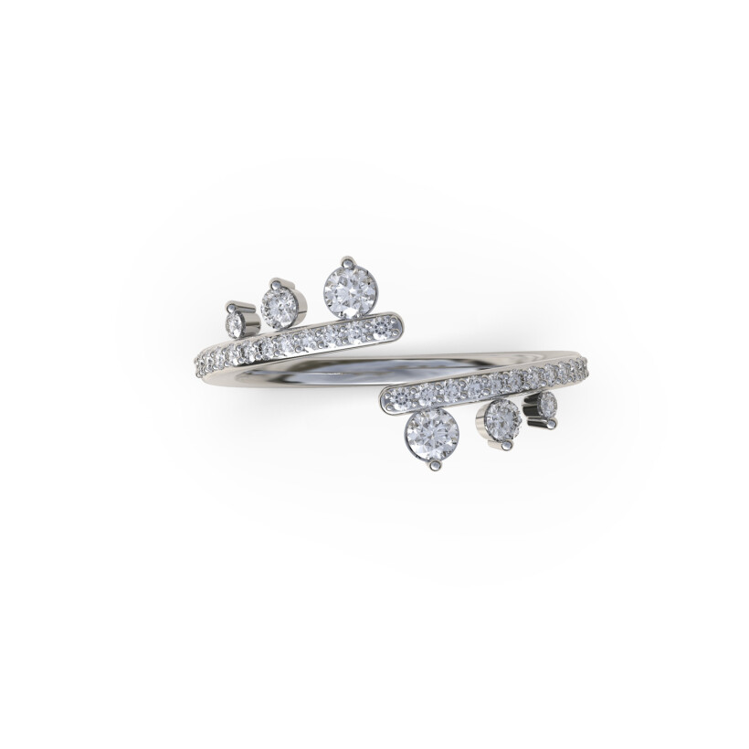 White gold and diamond jewelled ring